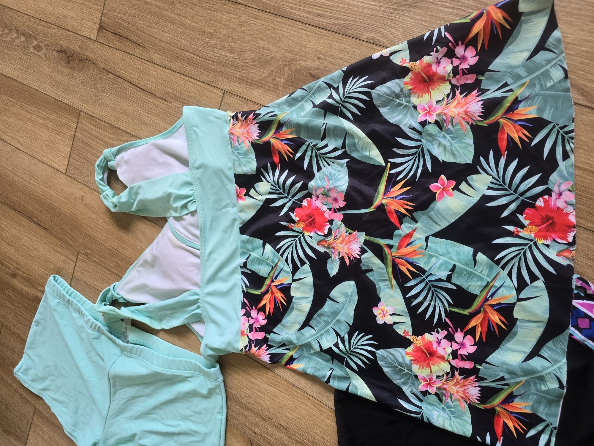 Stroje kąpielowe xl/XXL tankini, sukienki
