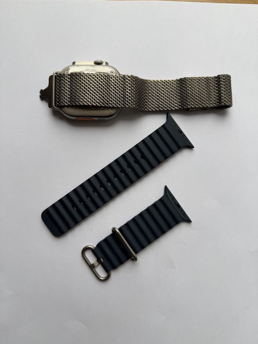 Zegarek Apple Watch Ultra + dwa paski