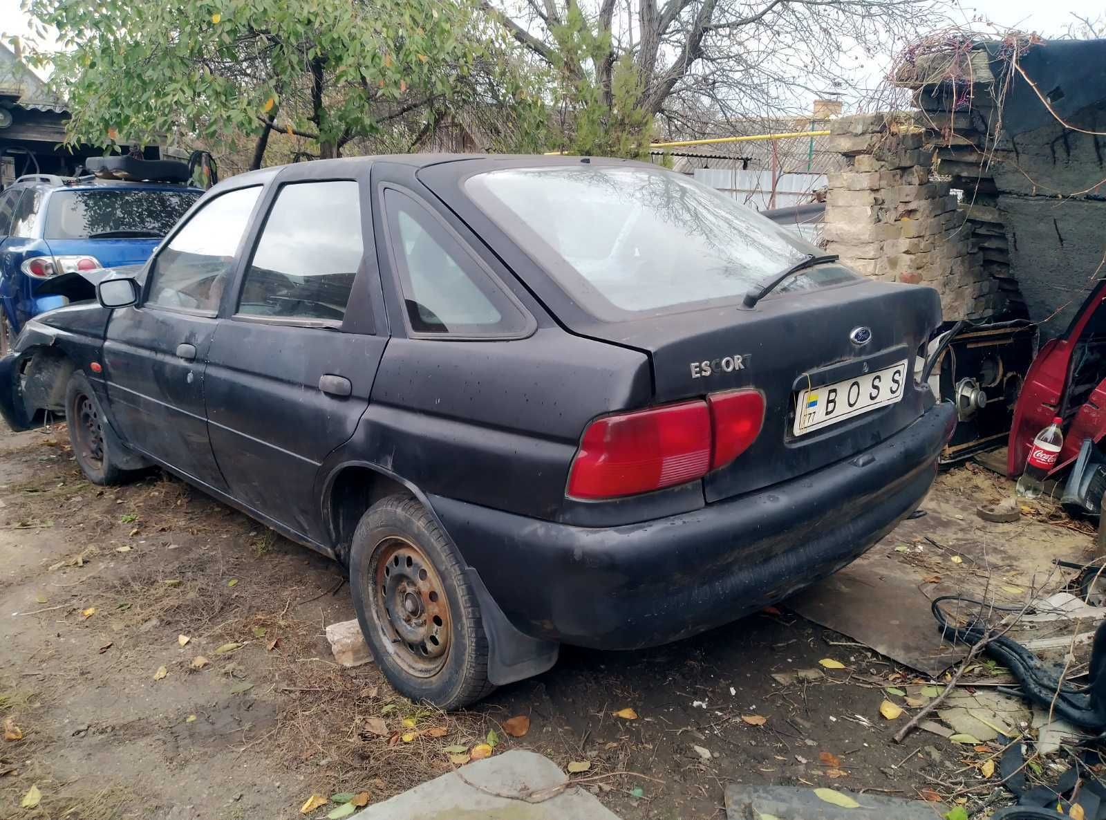 Форд Ескорт 1.3л МК7 Запчастини - Диски R13 4*108