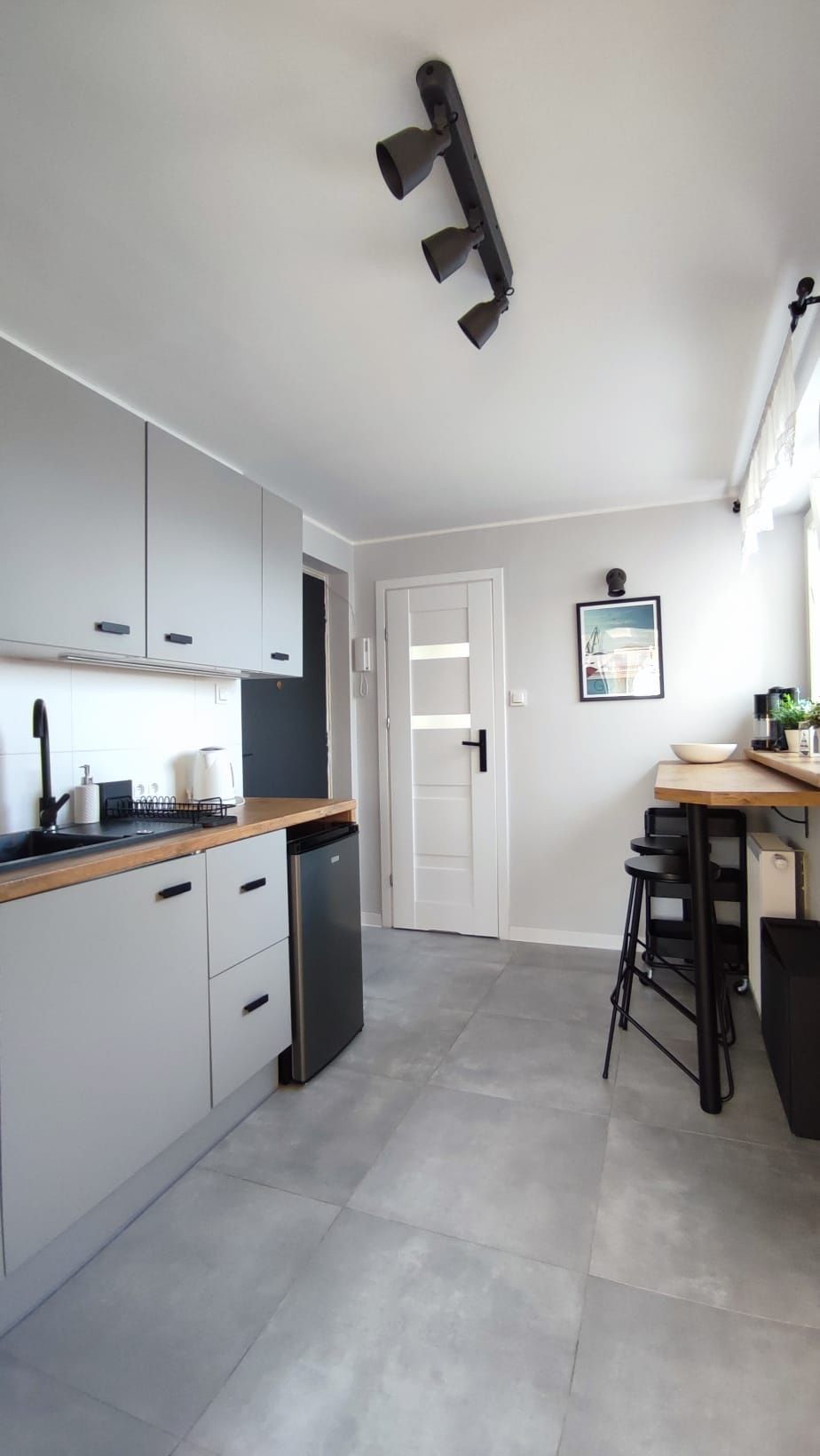Gdynia- apartament z tarasem, przy plaży z widokiem na morze