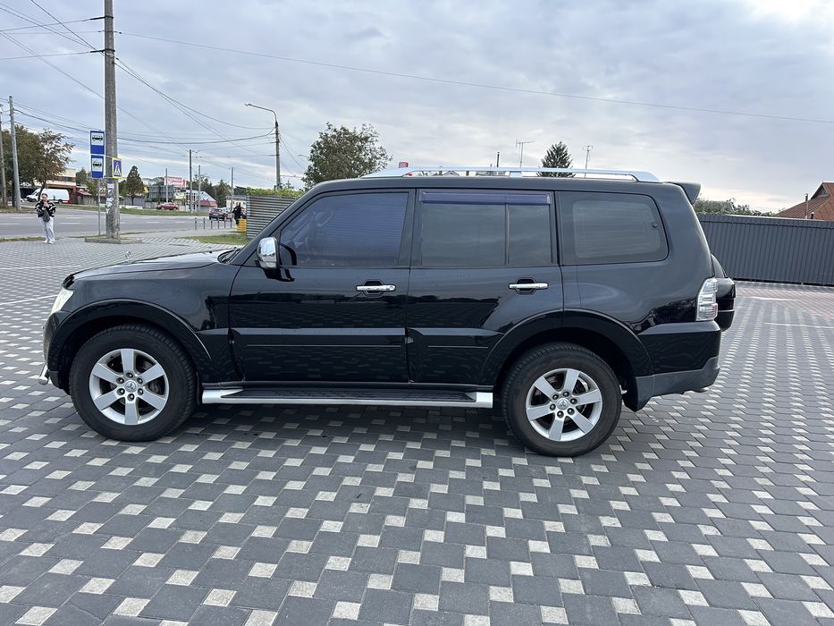 Продам Паджеро Вагон 3.2 дизель