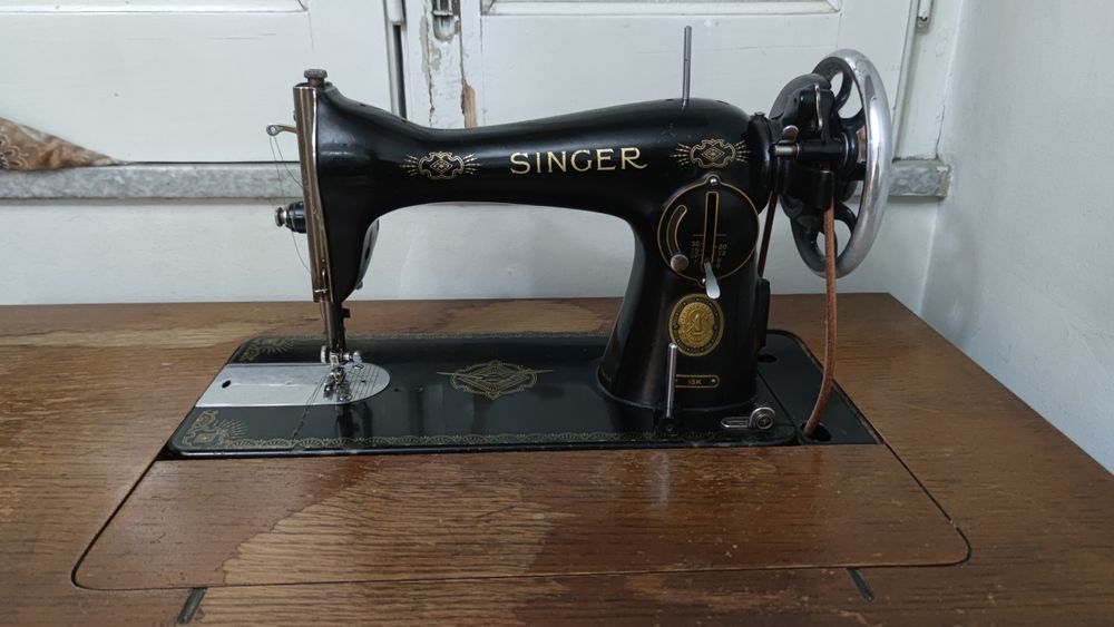 Máquina de costura antiga singer