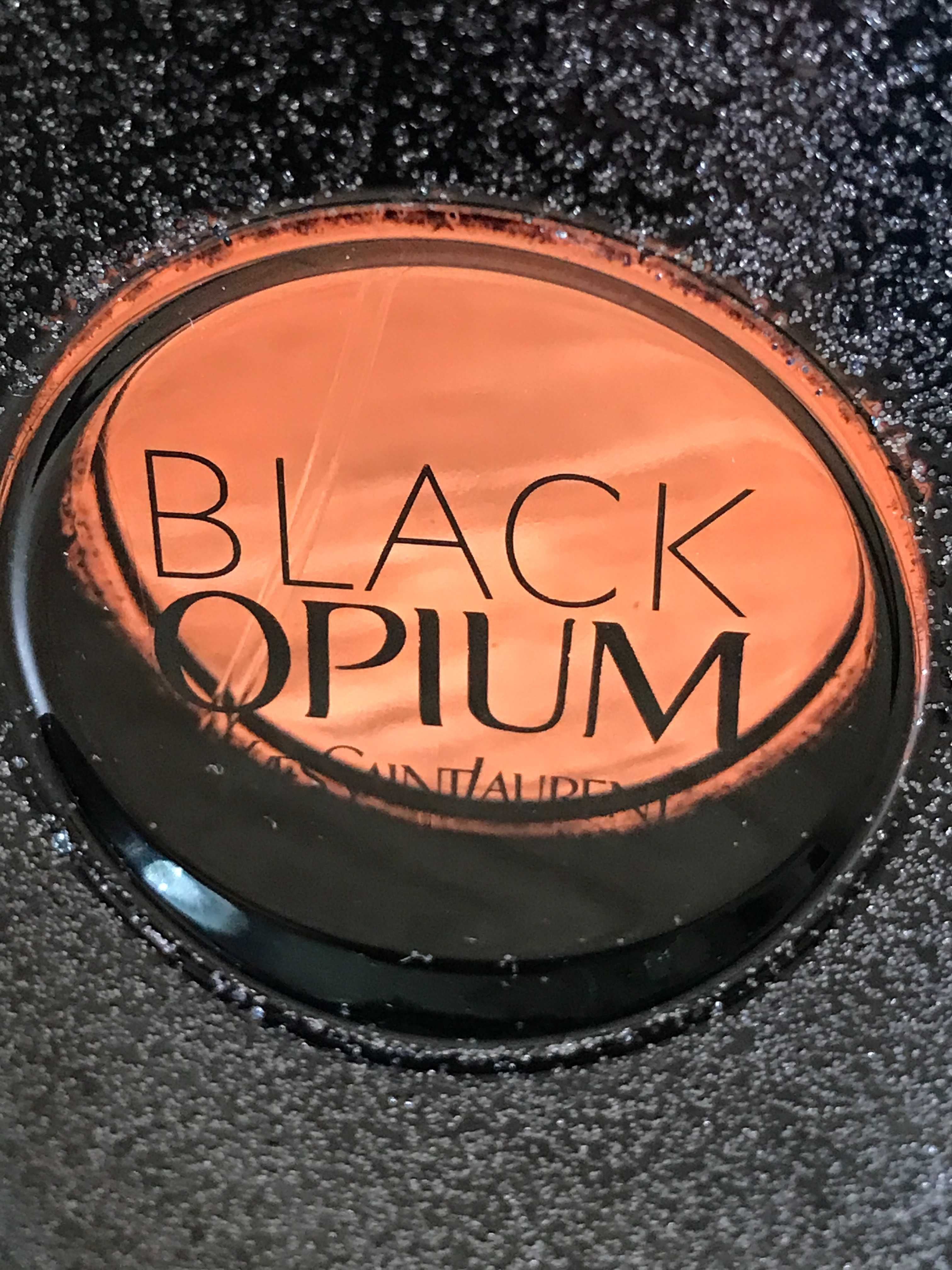 Yves saint laurent black opium парфумована вода для жінок 50ml.