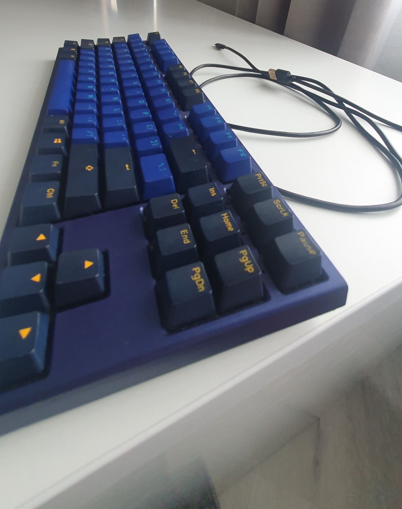 Клавіатура Ducky One 2 TKL Horizon