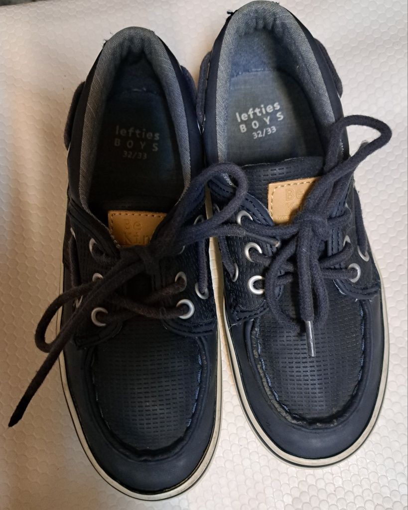 Sapatos de vela com cordões de Criança- T.32/33
