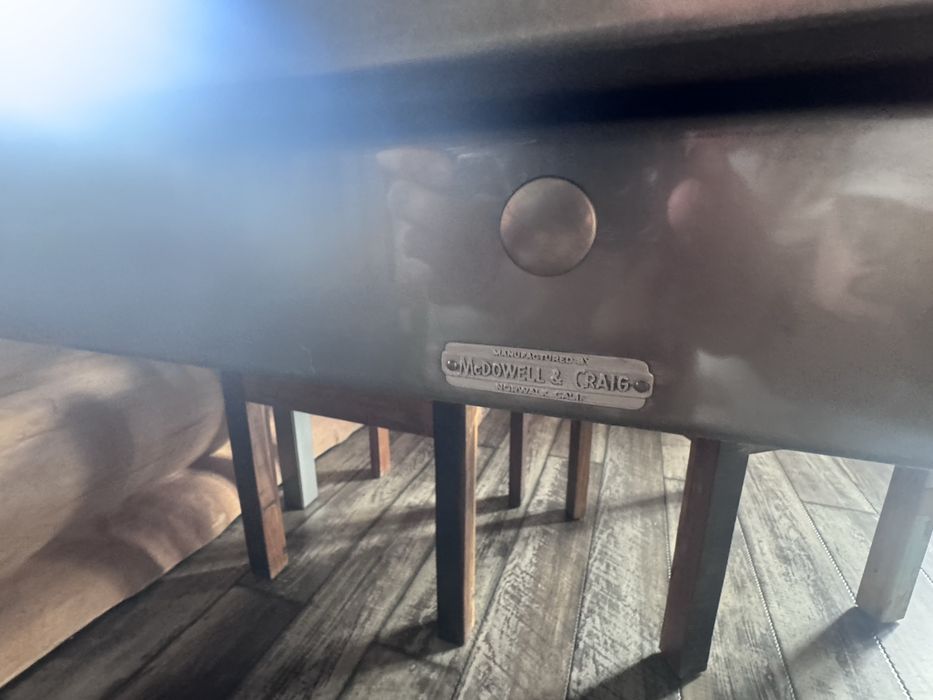 metalowy stół McDOWELL & CRAIG Vintage made in USA Matrixx