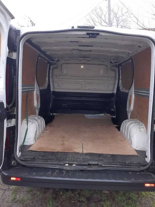 Продам Opel Vivaro 2016