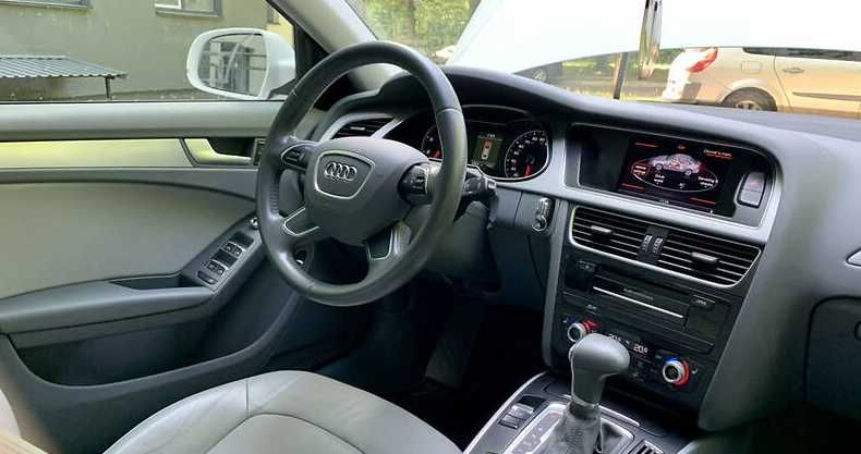 Продаю Audi A4 B8 2015 року