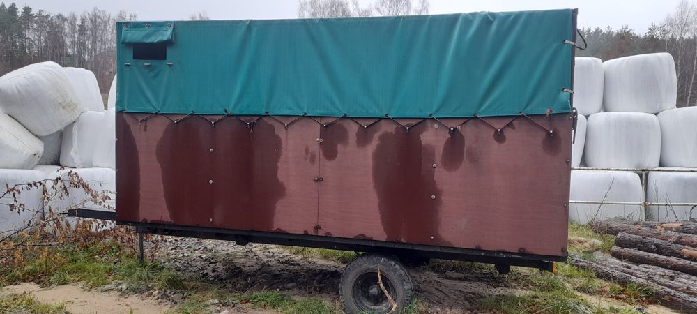 Przyczepa do przewozu zwierząt,koni,bydla