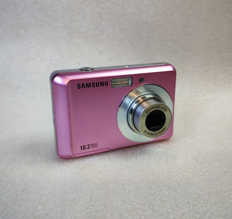Цифровой фотоаппарат Samsung ES15 10MP+SD 2GB