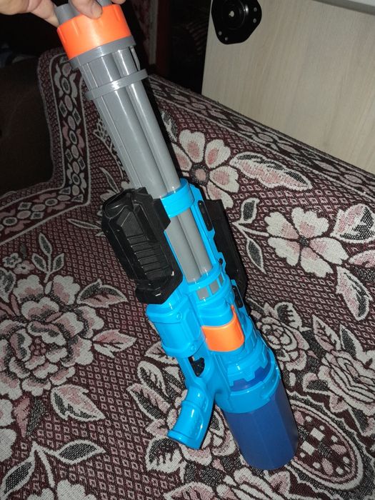 Іграшка водниї автомат великиї