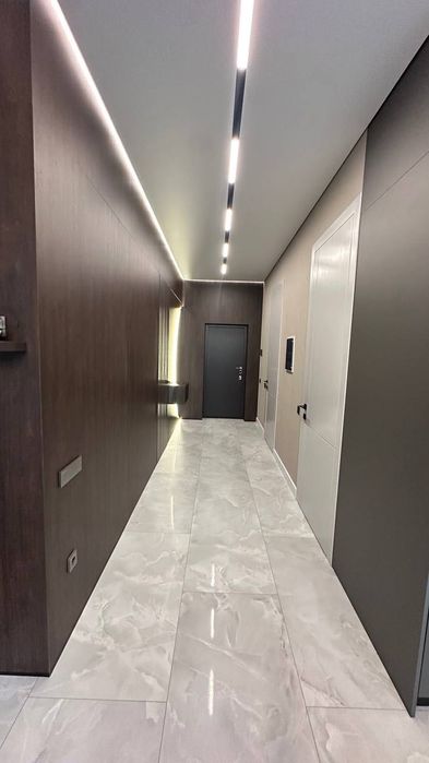 Продаж дизайнерської 2 км квартири в елітному ЖК Парус