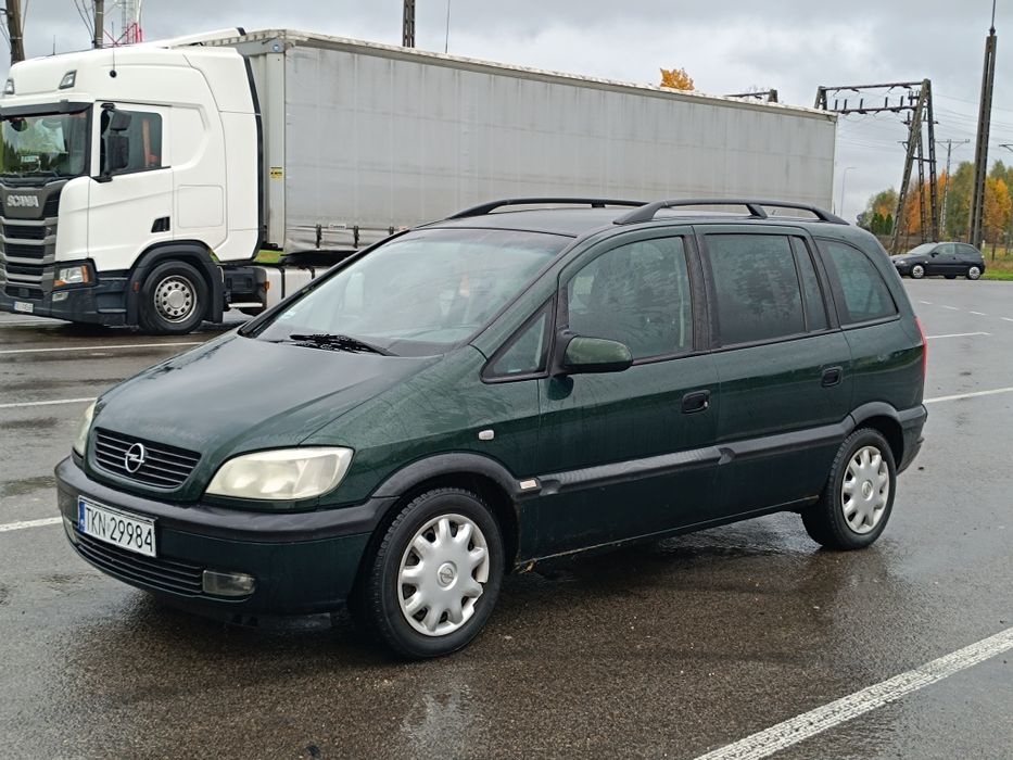 Opel Zafira 1.8 Benz+Gaz, 7 osób