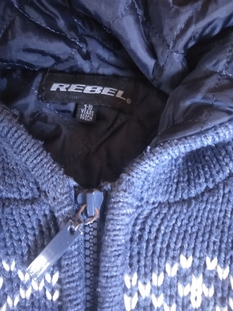 Rebel bluza ciepła kurtka na wiosnę motyw norweski rozm. 140