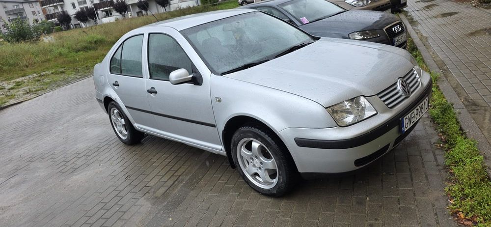 Volkswagen Bora 2003r