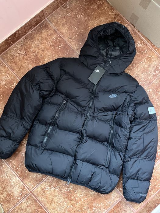 Куртка Nike storm-fir air max