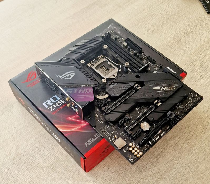 Motherboard ASUS Z490-E Gaming