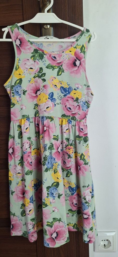 Sukienka rozmiar 134/140 H&M