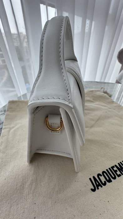 JACQUEMUS Сумка Le Bambino белый