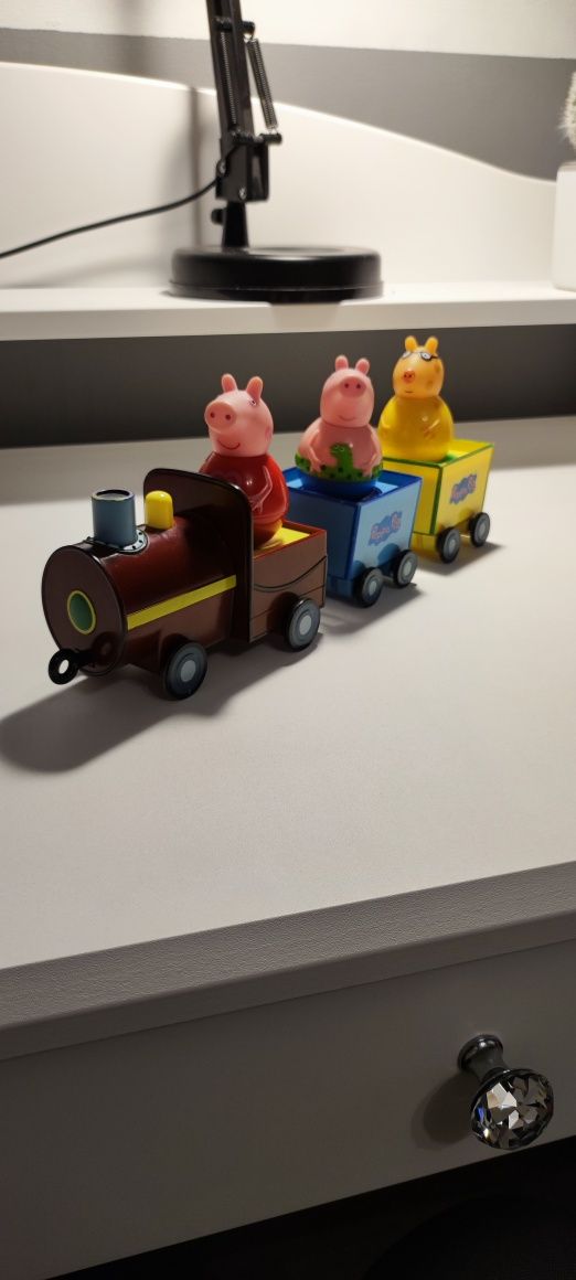 Pociąg samochód świnka Peppa