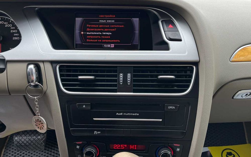 Audi A4  2010 рік