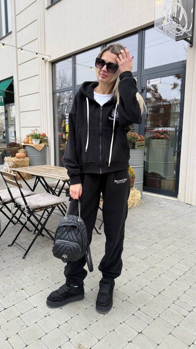 Женский теплый костюм флис 42-52 черный,шоколад Жіночий теплий костюм