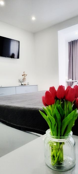 ВІЛЬНА квартира! Руська, ЦЕНТР. Новобудова подобово, погодинно!Все є!