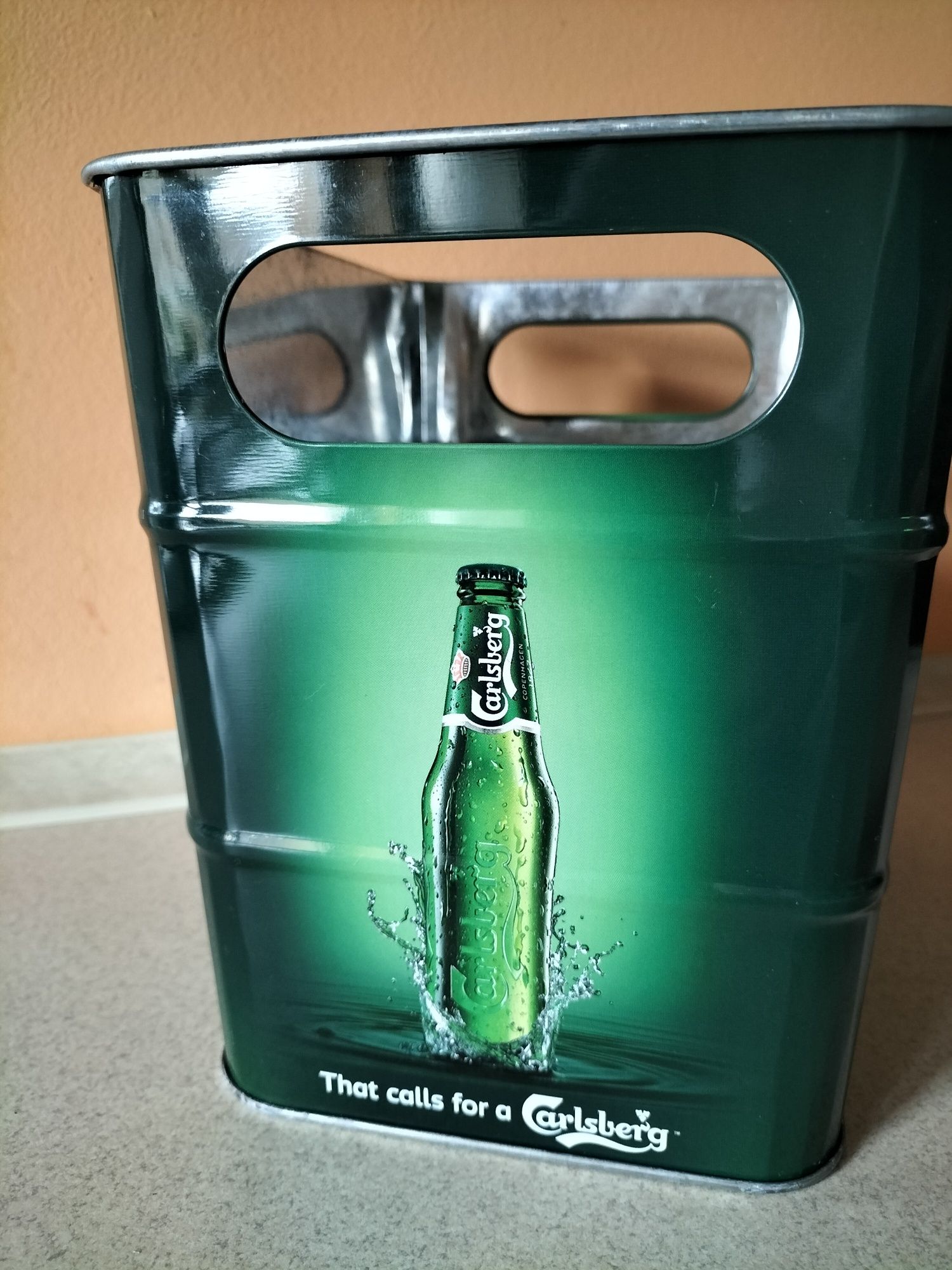 Cooler pojemnik do chłodzenia piwa Carlsberg