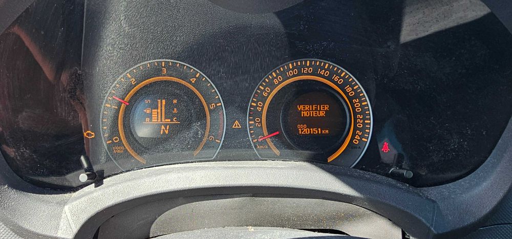 Toyota Auris 1.4 D4D 90 Km Automat Klima