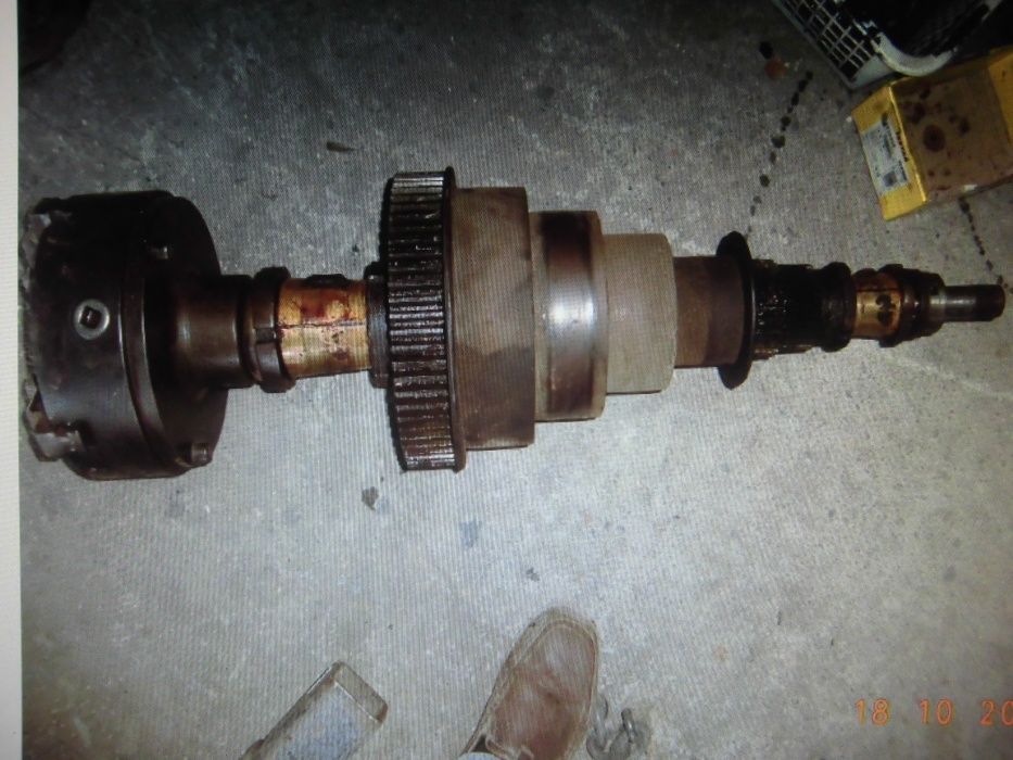 Torno mecanico uzado