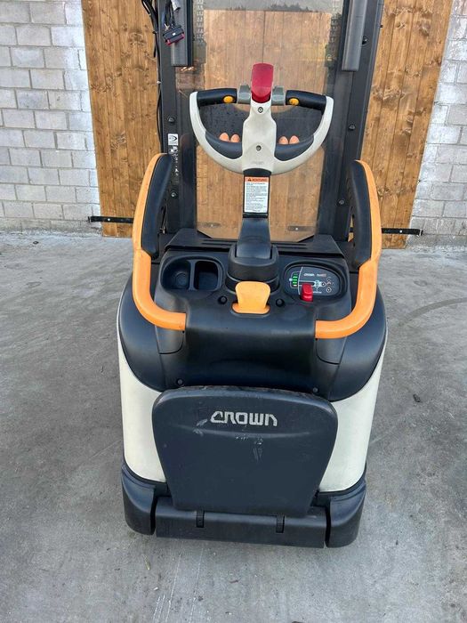 Wózek widłowy elektryczny