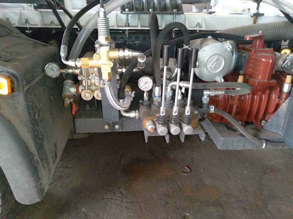 ассенизатор комбінована гідродинамічна установка,