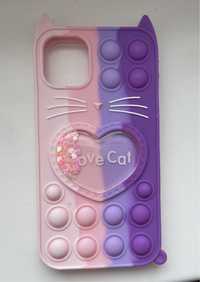Чехол силиконовый Love cat для iPhone 11 бампер накладка кейс