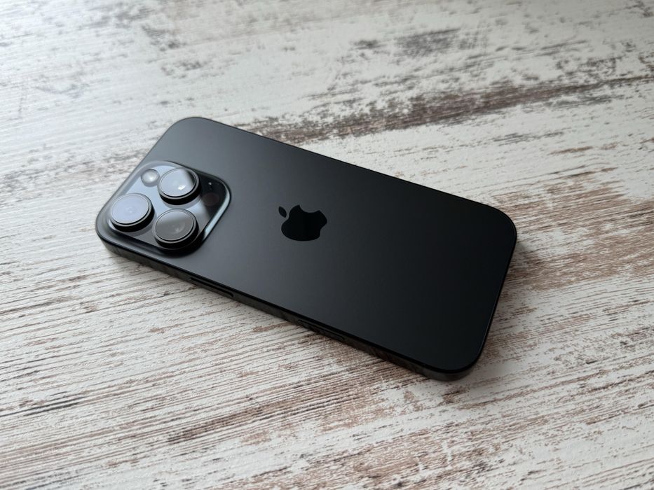 iPhone 16 Pro 256GB – Como Novo | Garantia