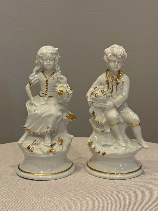 Duże figurki 95 zł/kpl. chłopca i dziewczyny porcelana zdobiona złotem