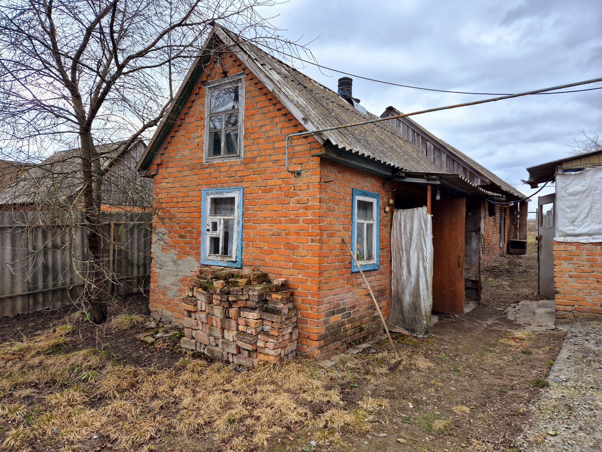 Будинок Миколаївка (Жовтневе)