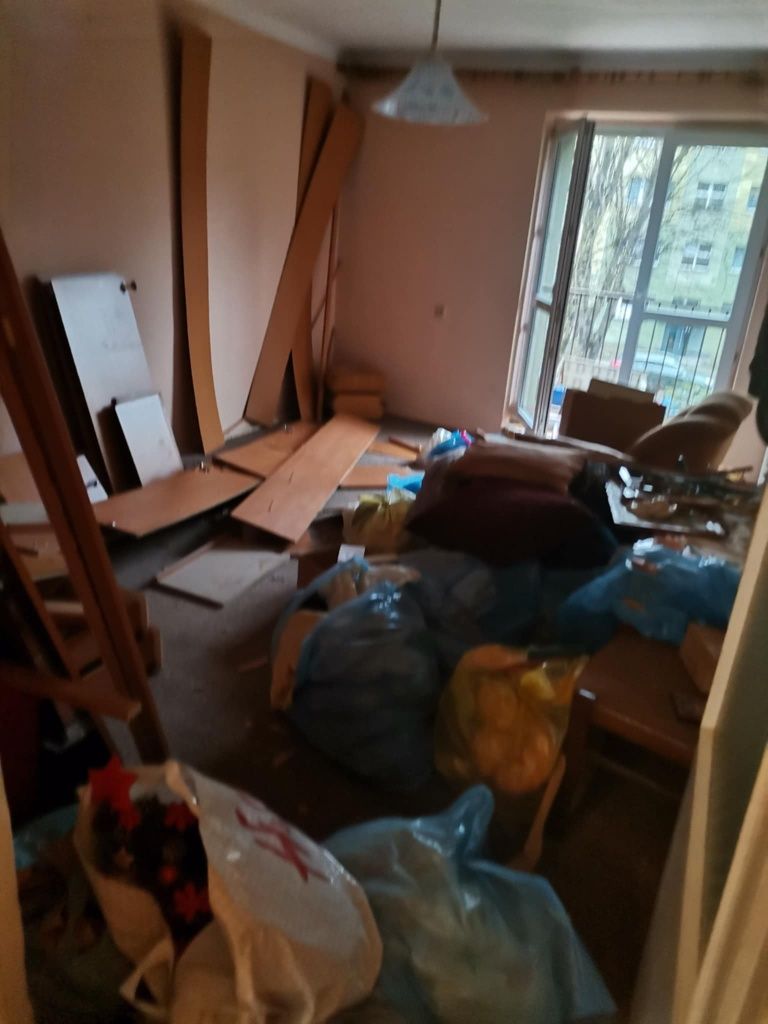 Wywóz Mebli Opróżnianie Mieszkań Czyszczenie Piwnic Wywóz Gabarytów