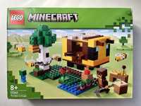 Lego Minecraft Бджолиний будинок 21241