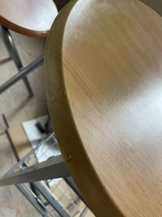 Sprzedam komplet stolik i 2 krzesła