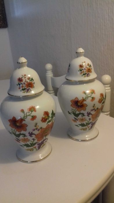 Pote de porcelana 28x13 não mando á cobrança