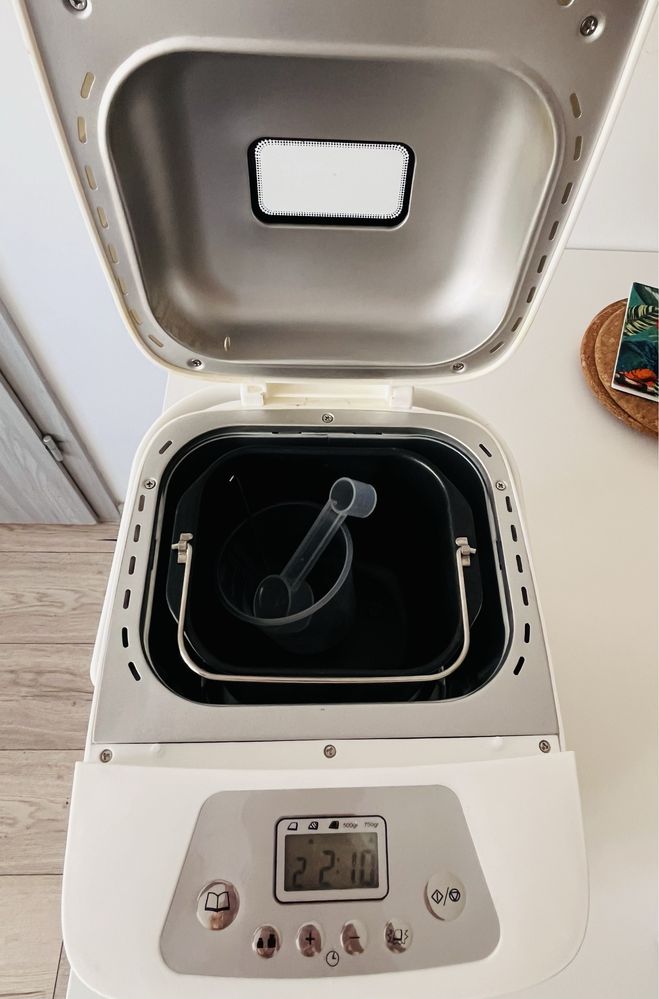Automat , maszyna do pieczenia chleba Ariete 132 , firma DeLonghi