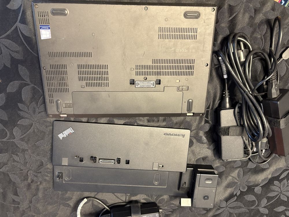 Lenovo x270 com doca e 3 carregadores