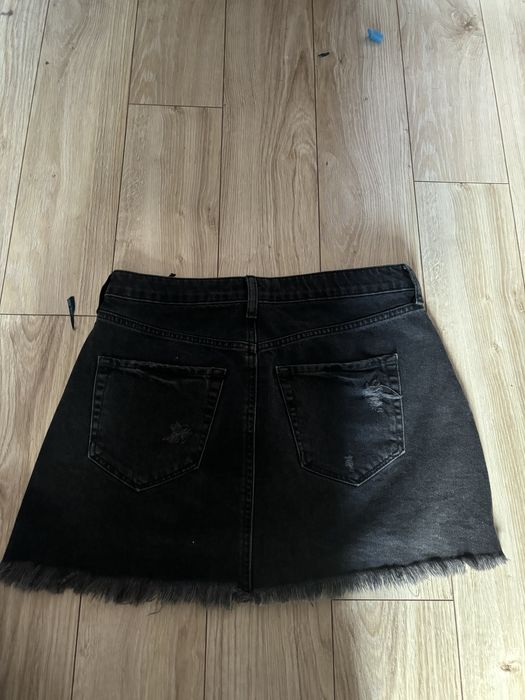 czarna spódniczka mini jeansowa