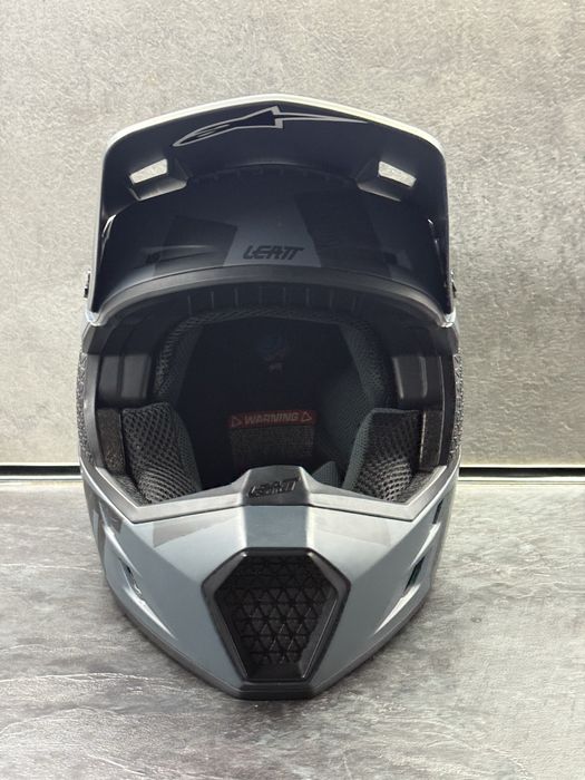 Фірмовий шолом Leatt gpx 3.5