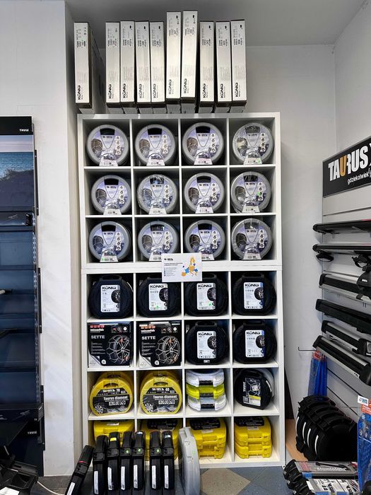 Box dachowy na narty boksy na samochód Taurus Thule Hapro