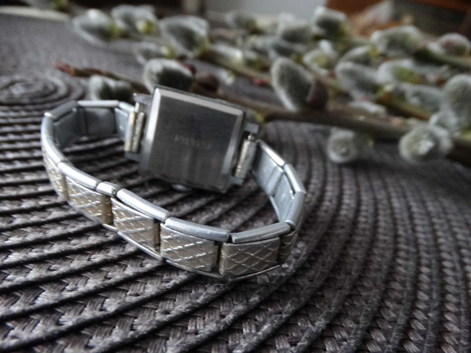 zegarek zaria damski mechaniczny nakręcany z bransoletką prl