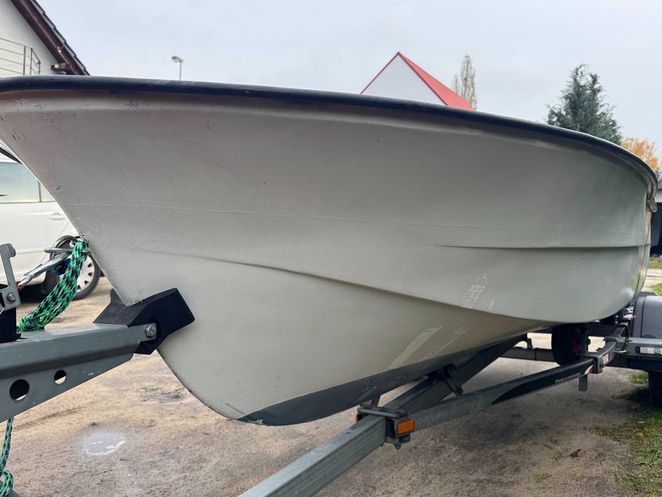 Łódka wędkarska 4 m + silnik Suzuki 6 KM stabilna, zadbana,