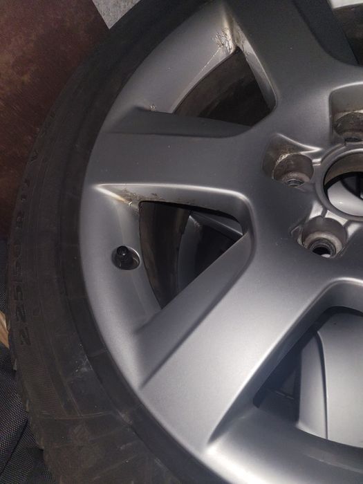 komplet x 4 alufelgi Audi a4 b8 opony zimowe Viking 225 50 R17