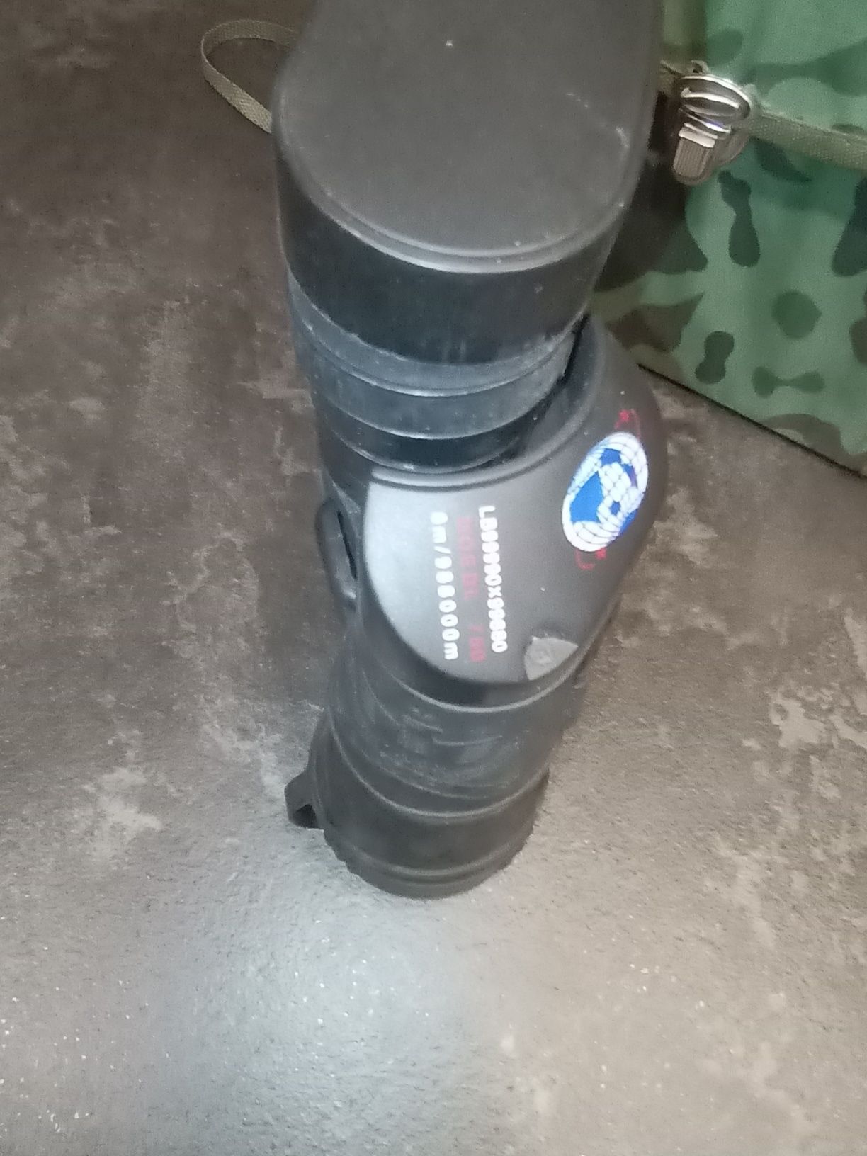 Lornetka używana