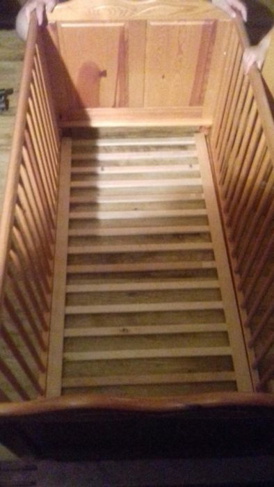 sprzedam łóżeczko dziecięce 0-6 lat